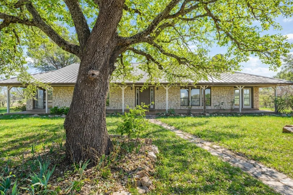 Photo of 3410 W Ranch Road 152