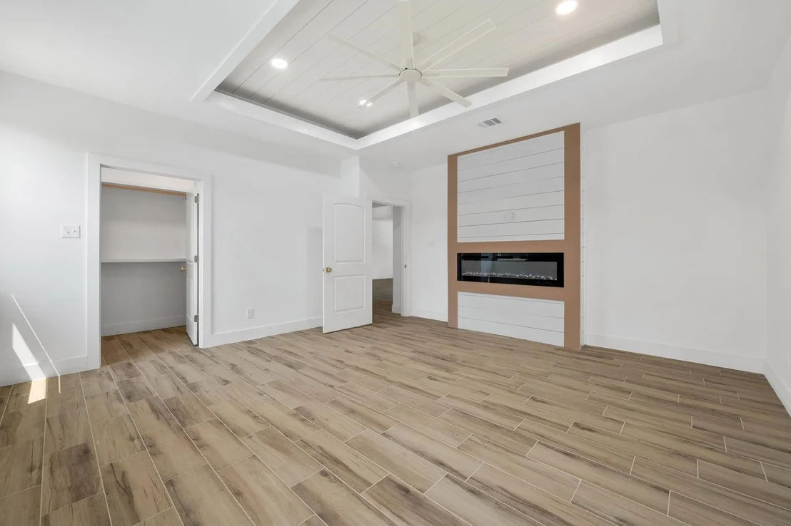 Photo of 420 Bedford DR