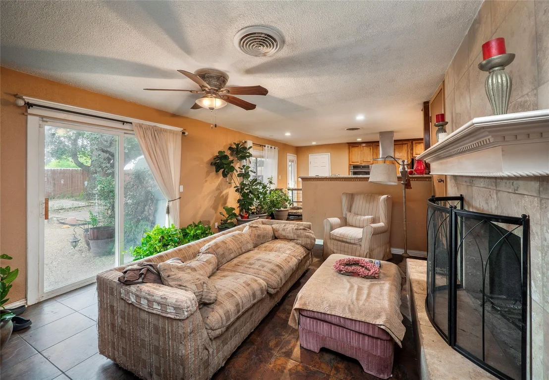 Photo of 112 Hasler ST