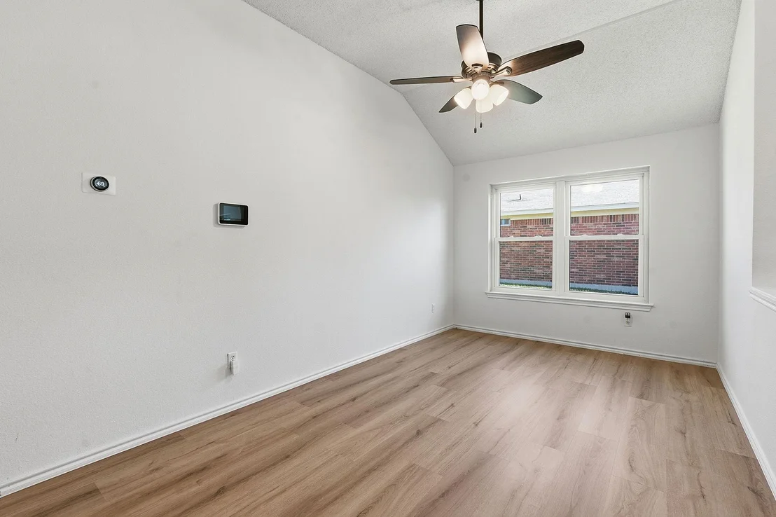Photo of 1203 Crossvine WAY