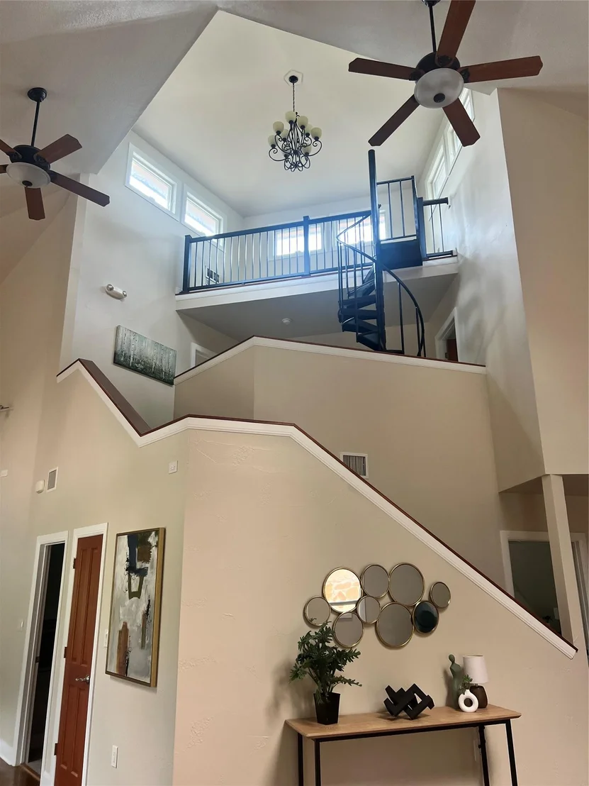Photo of 16 Tall Oaks TRL