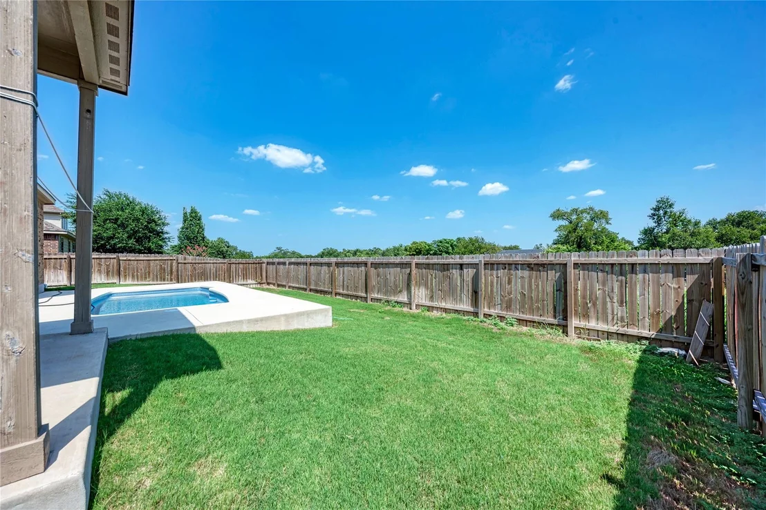 Photo of 600 Rosedale BLVD