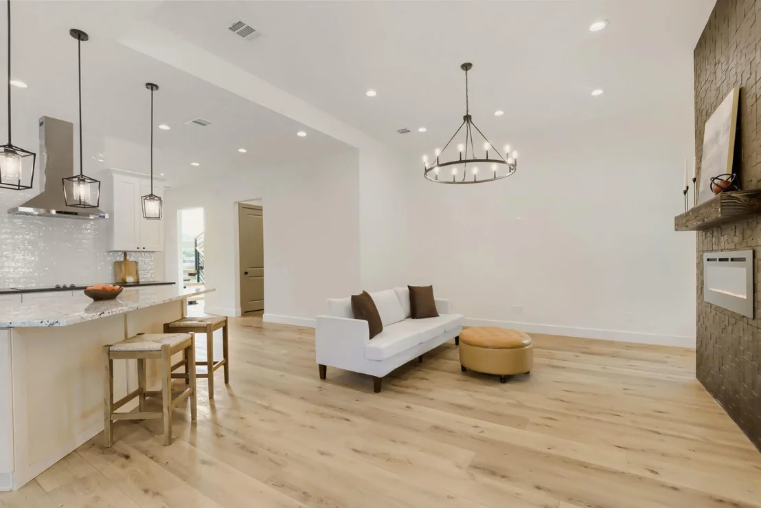 Photo of 3405 Congress Ave