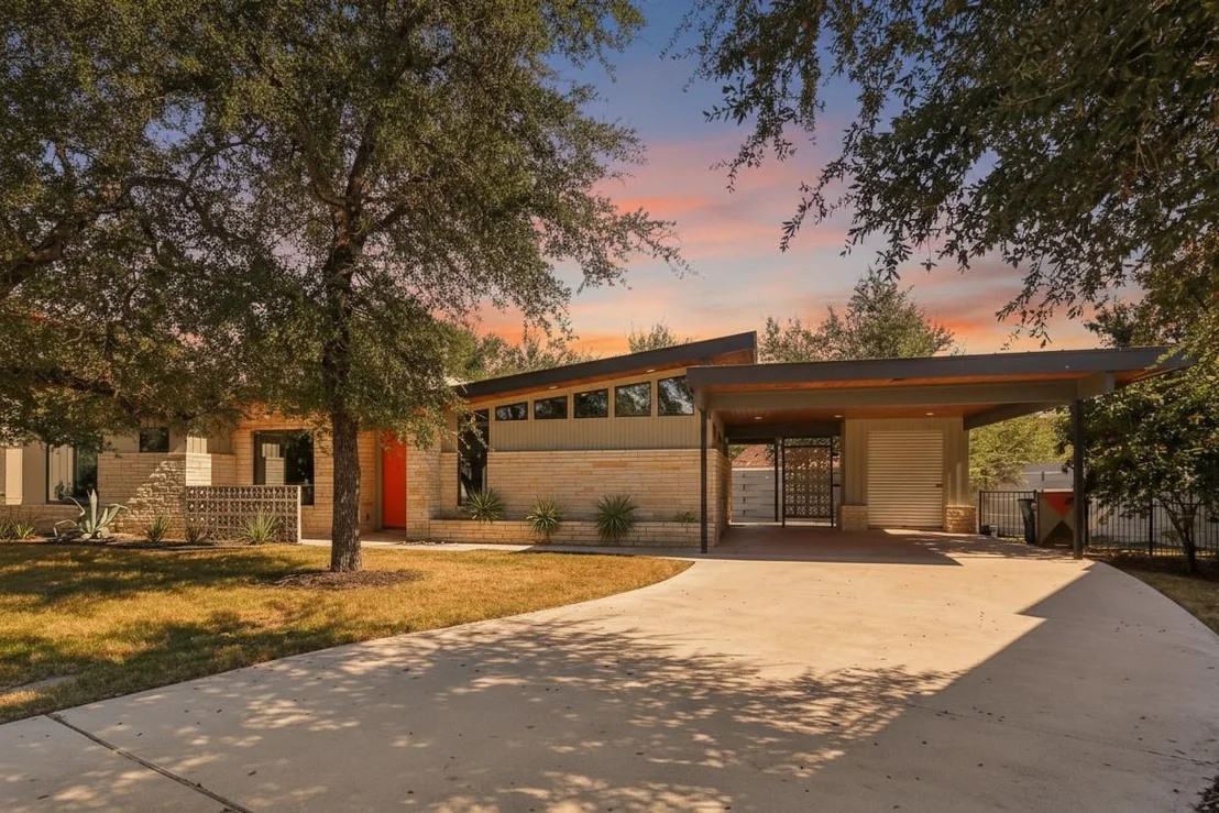 Photo of Unit 2 at 488 Starlight Village LOOP