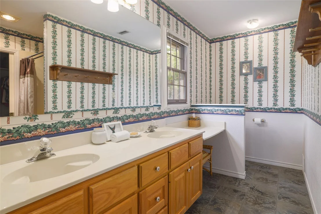 Photo of 133 Lakewood TRL