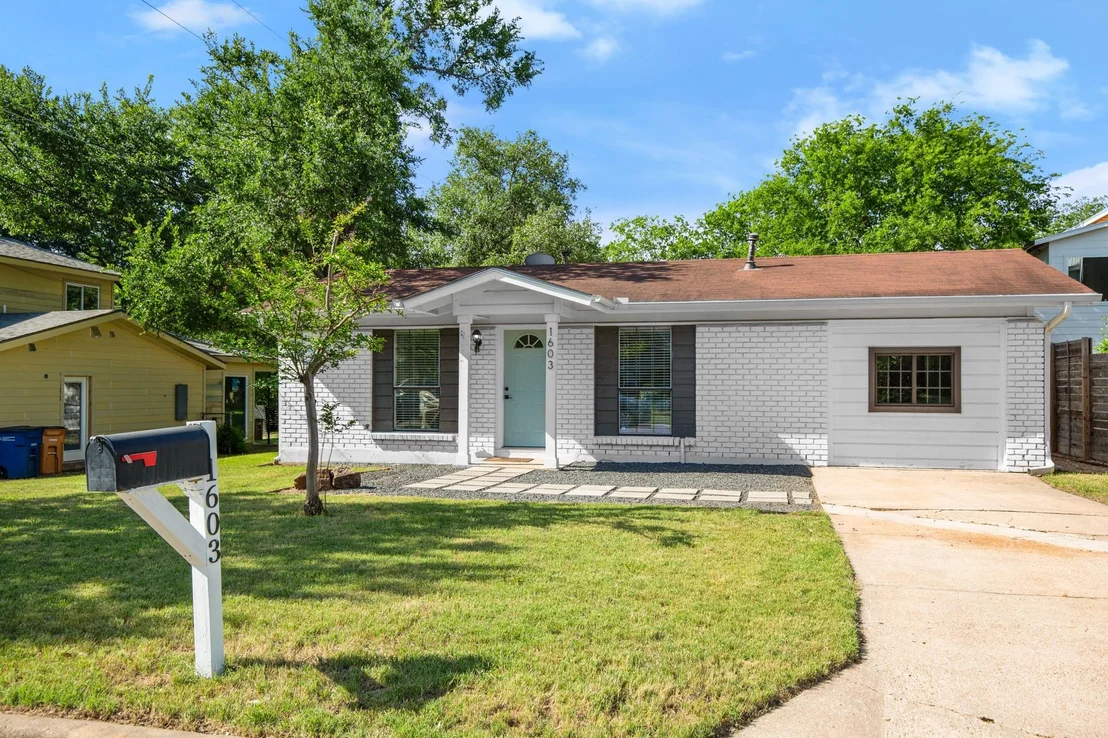 Photo of 1603 Grayford DR
