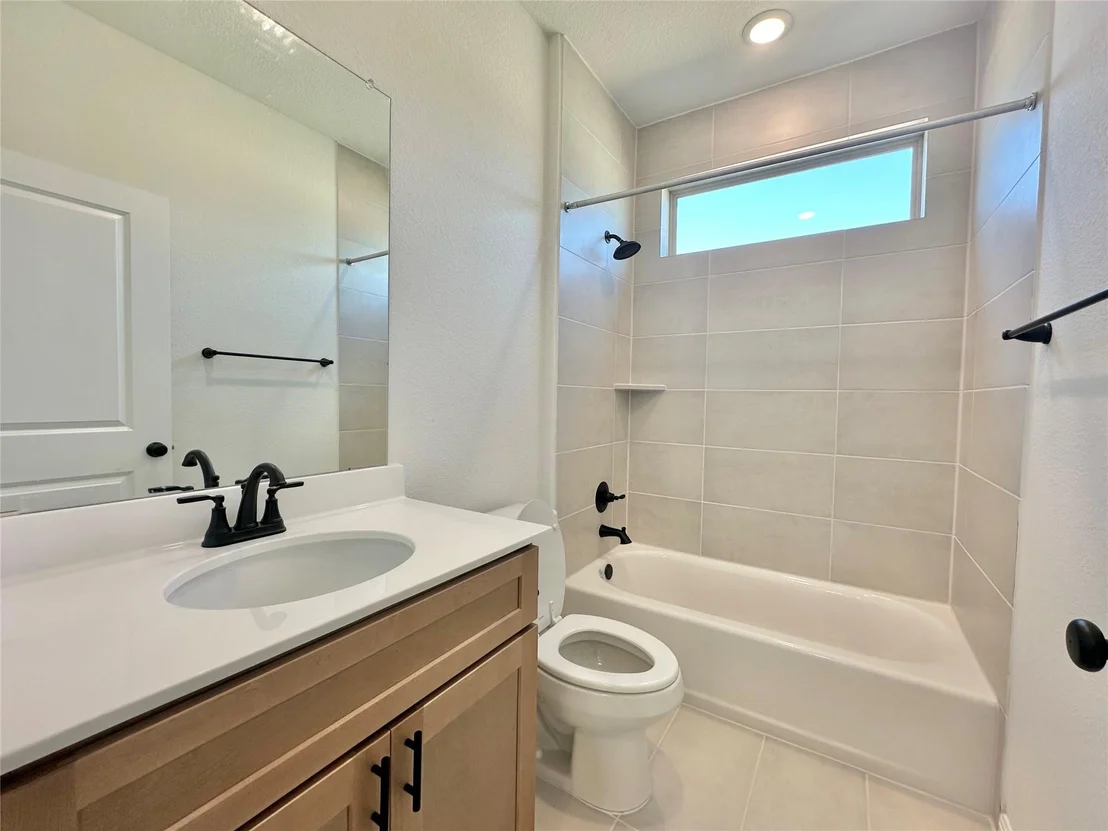 Photo of 209 Greeneyes WAY