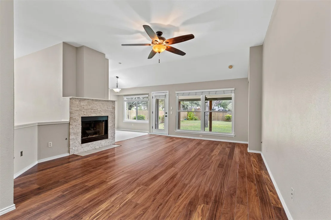 Photo of 14915 Bescott DR