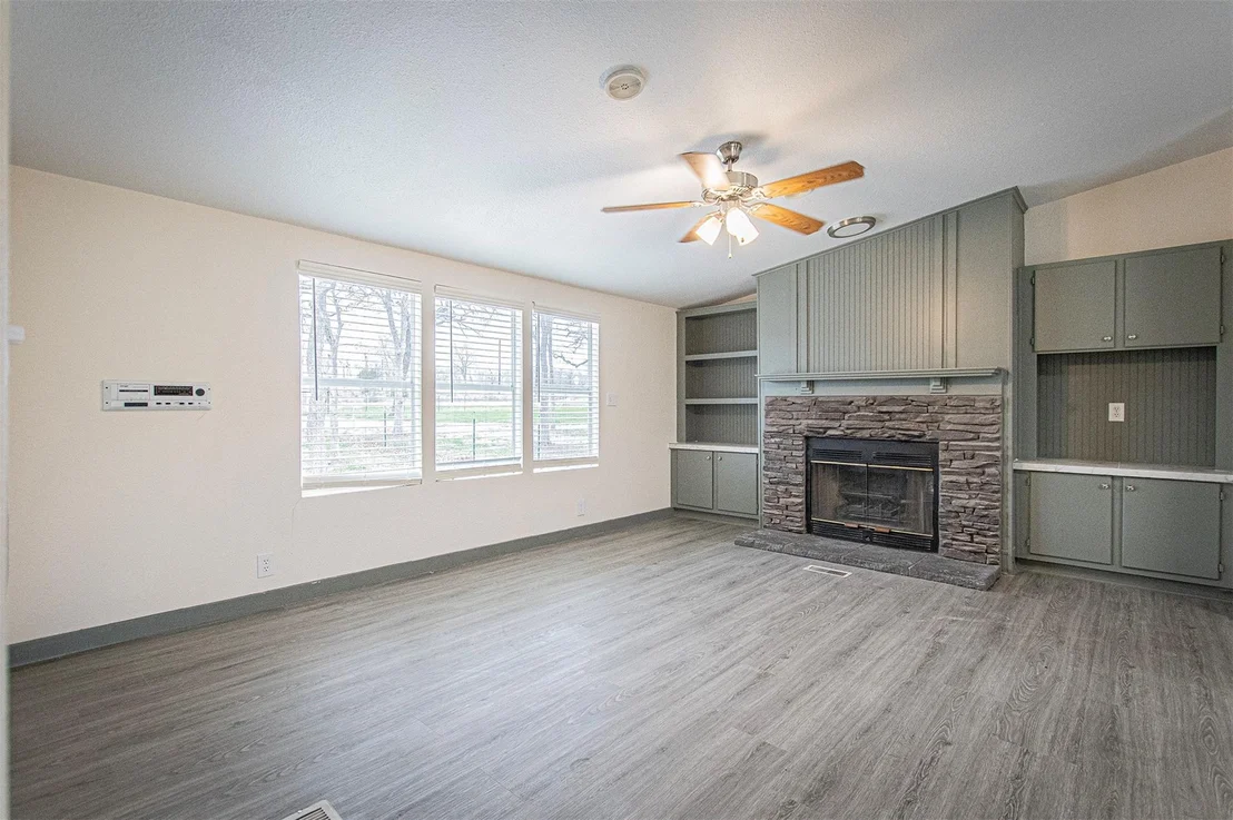 Photo of 241 Comancheria TRL