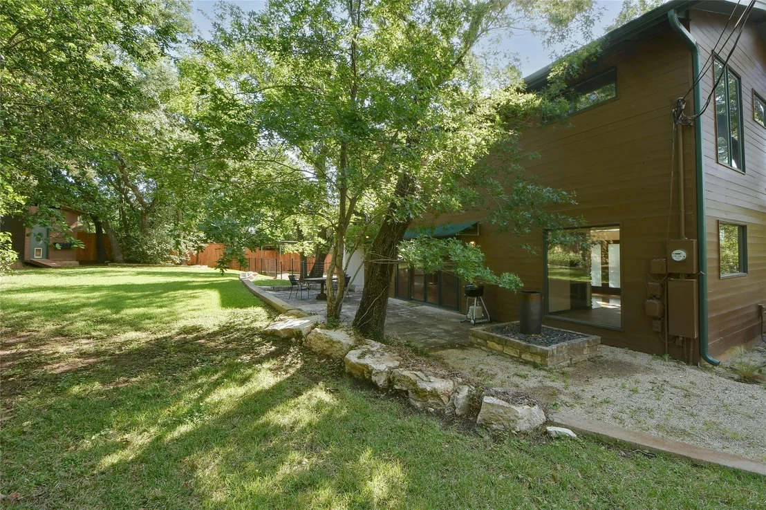 Photo of 312 Eanes School RD