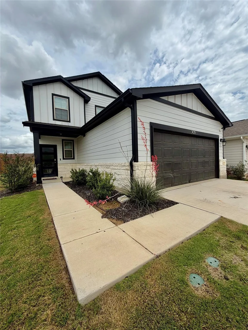 Photo of 305 Tolo DR