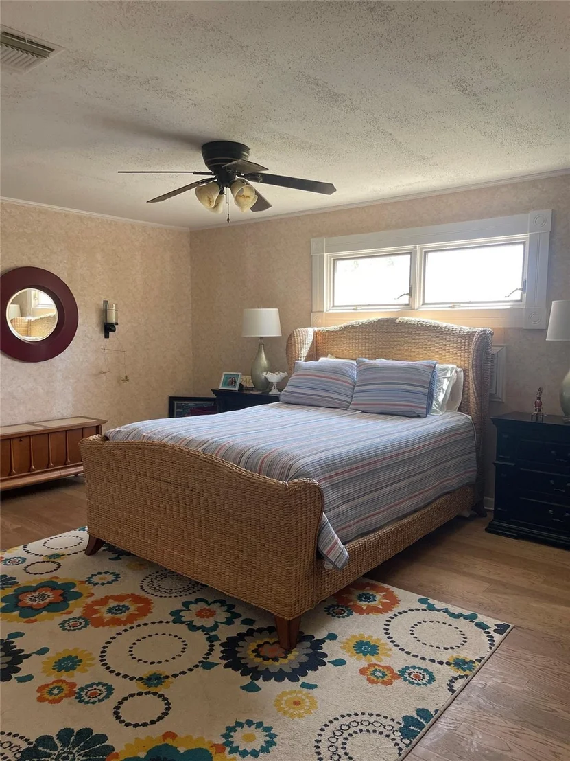 Photo of 138 Suzann LN
