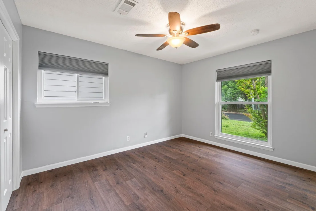 Photo of 5811 Glenhollow PATH