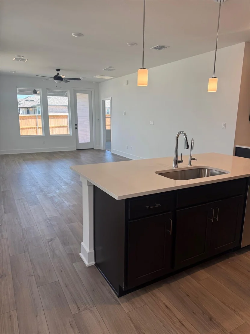 Photo of 537 Bauer LOOP