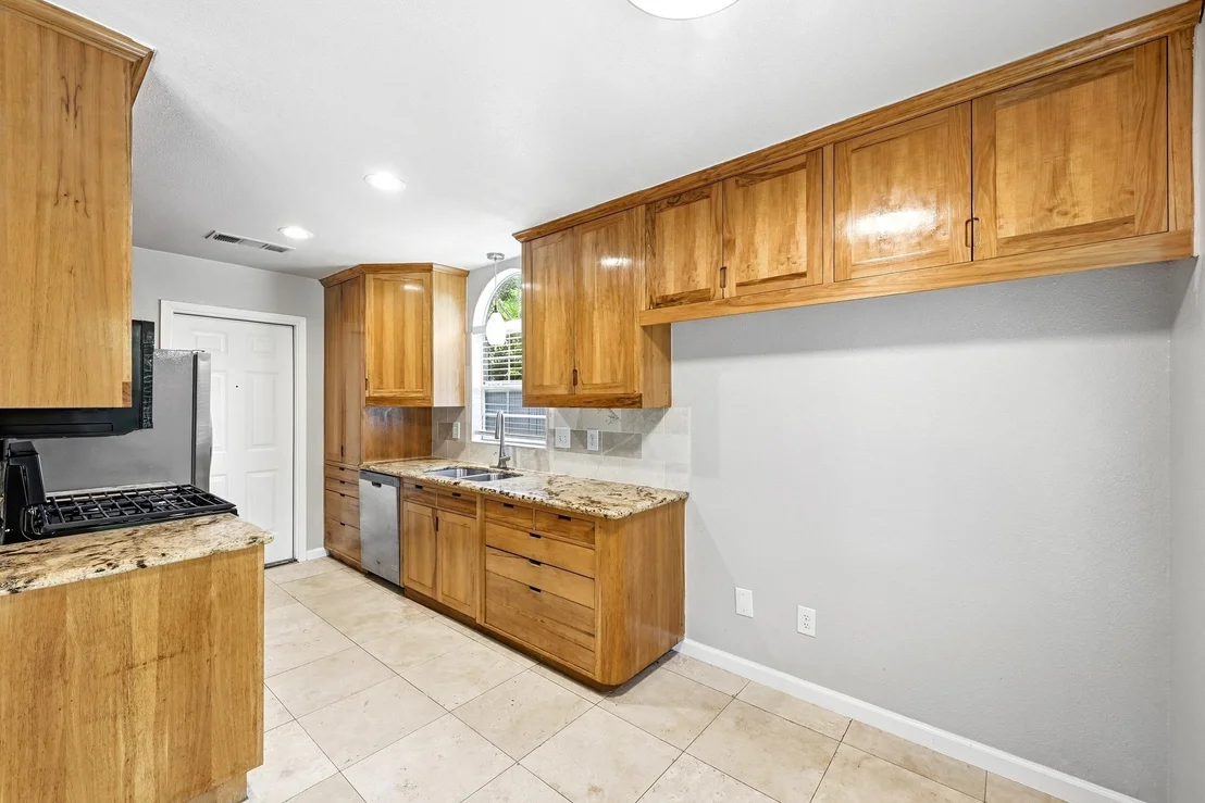 Photo of 10417 Firethorn LN