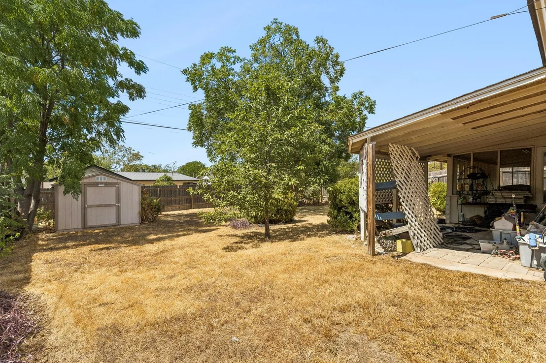 Photo of 6904 Miranda DR
