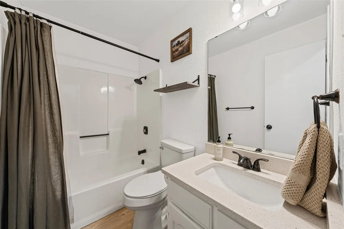 Photo of 4113 Longhorn TRL