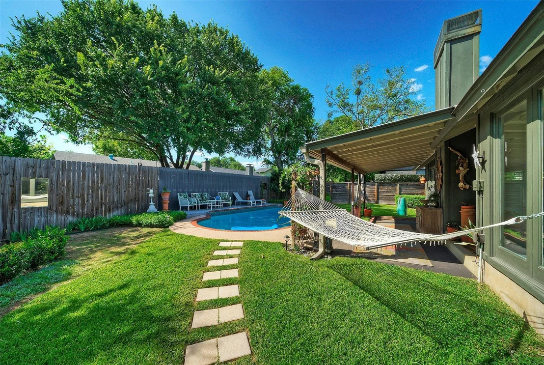 Photo of 10606 Barnhill DR