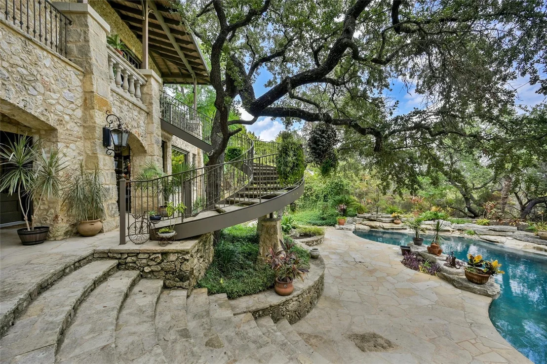 Photo of 3601 Toro Canyon RD