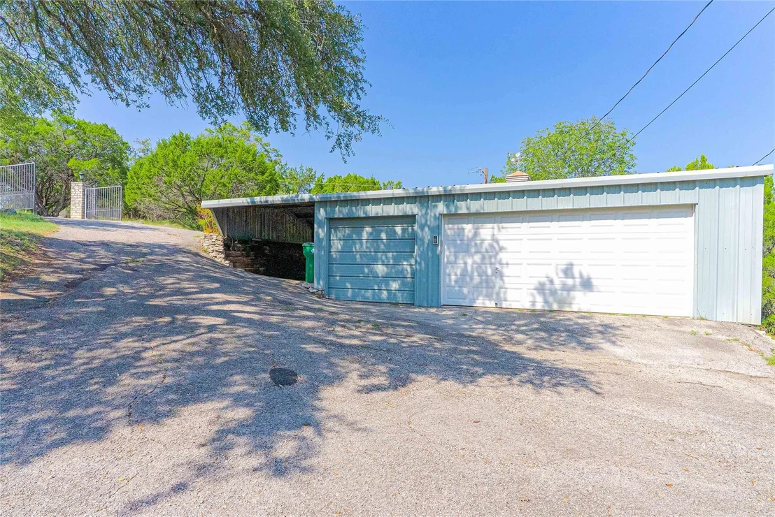 Photo of 18106 Travis CIR