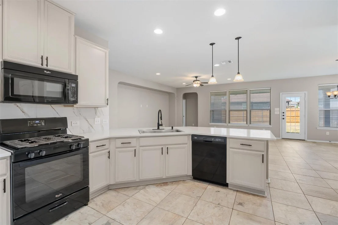 Photo of 5848 Sardinia DR