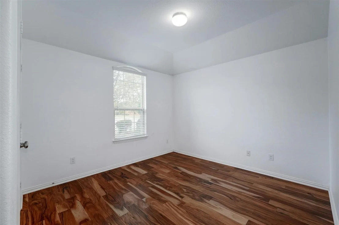 Photo of 405 Briar Park DR