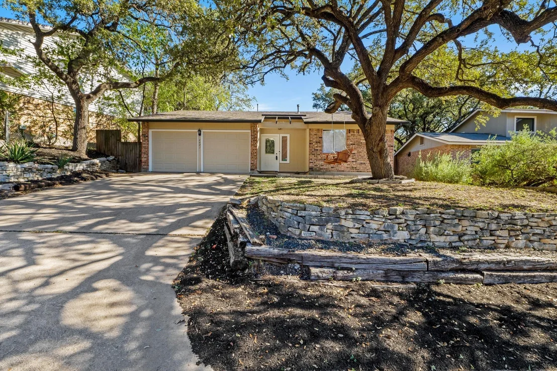 Photo of 6601 Sunstrip DR
