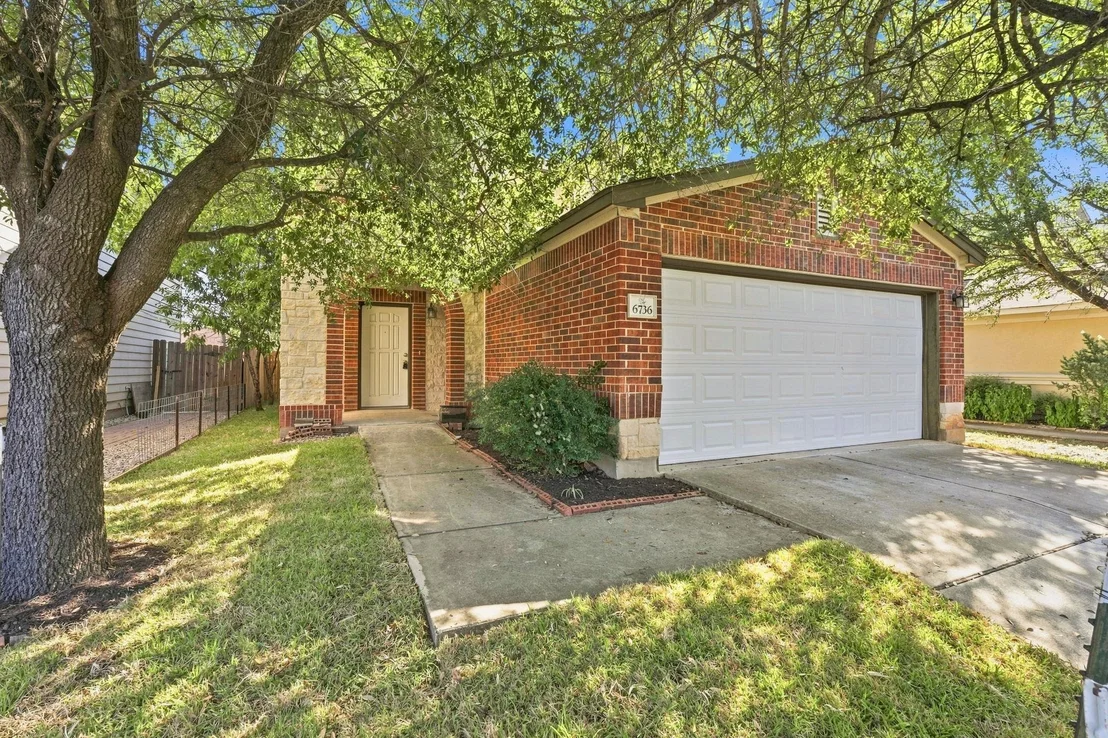 Photo of 6736 Cornish Hen LN