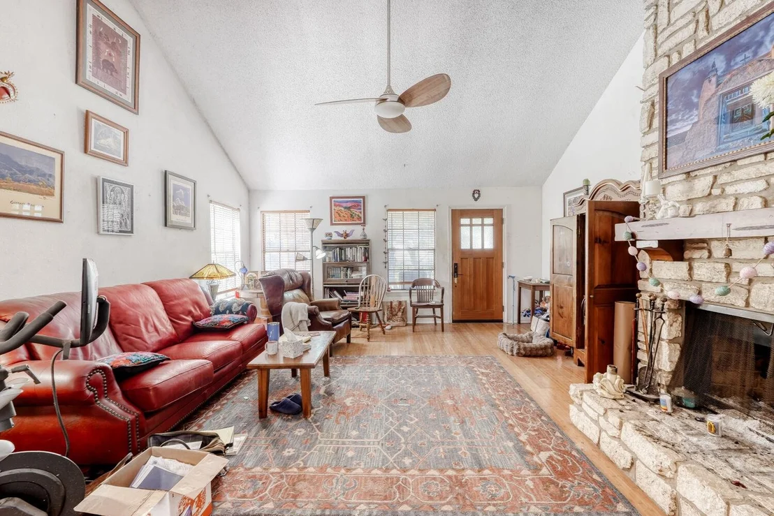 Photo of 6901 Raccoon RUN