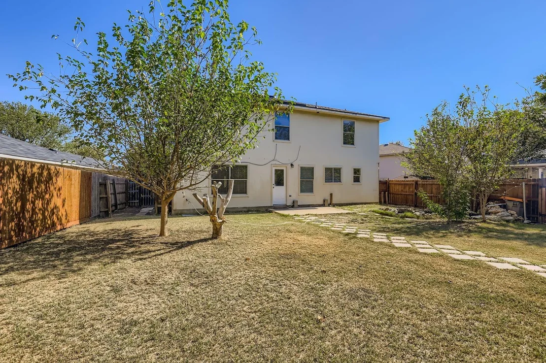 Photo of 411 Meadow Park DR