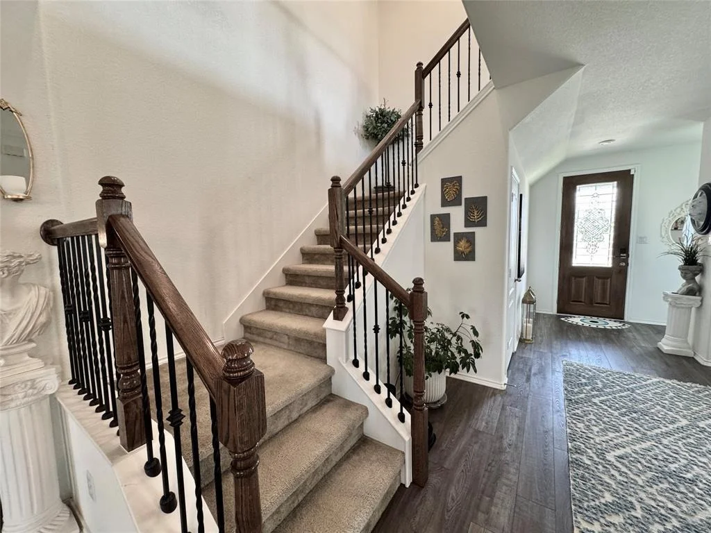 Photo of 1121 Arbor Acres LOOP