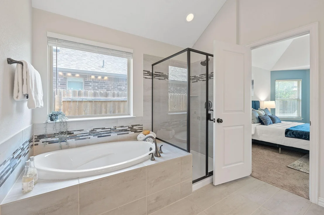 Photo of 4131 Van Ness Ave