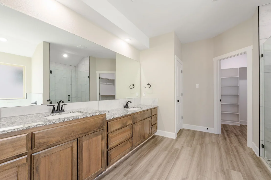 Photo of 2123 Blackhawk LOOP