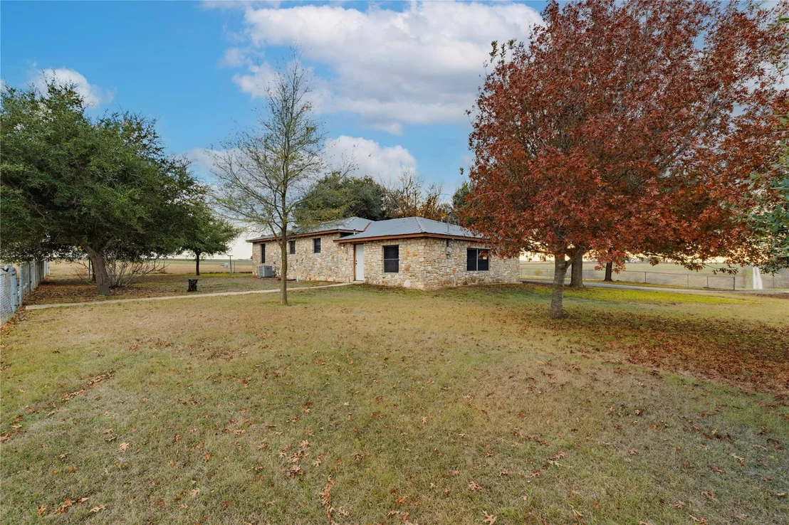 Photo of 1501 County Road 421