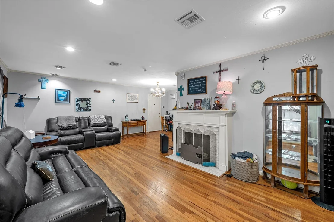 Photo of 301 N 40th ST