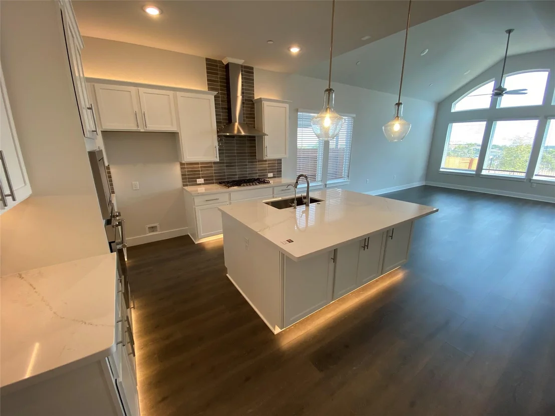Photo of 17208 Hattie TRCE