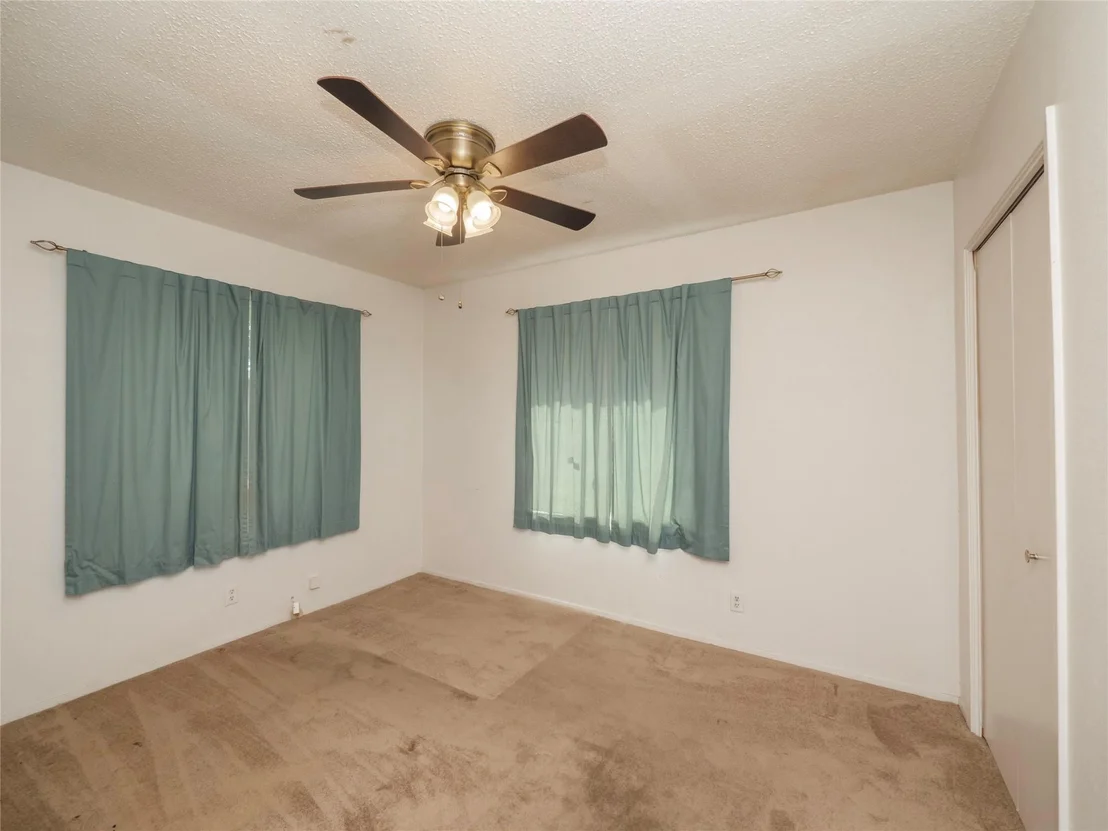 Photo of 5000 Creek Bend DR