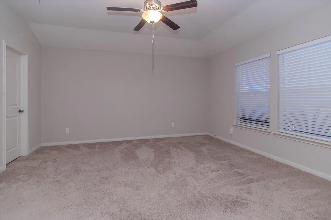 Photo of 1458 Violet LN