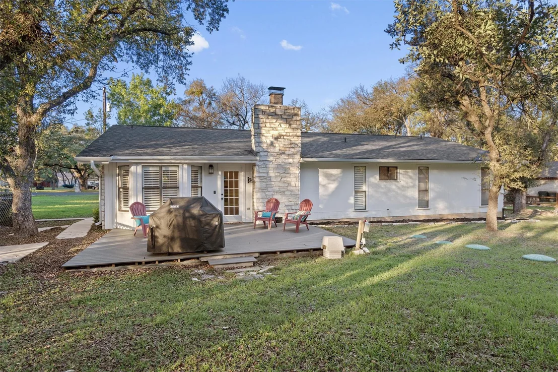 Photo of 702 Bosque TRL