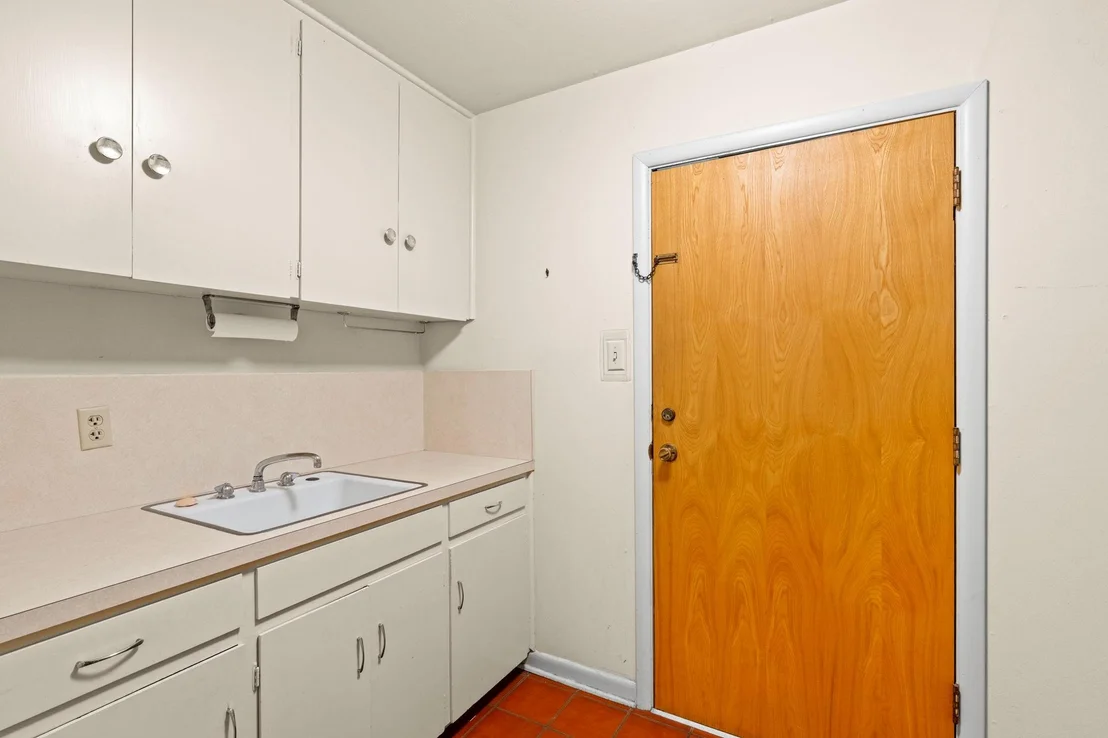 Photo of 3101 El Camino DR