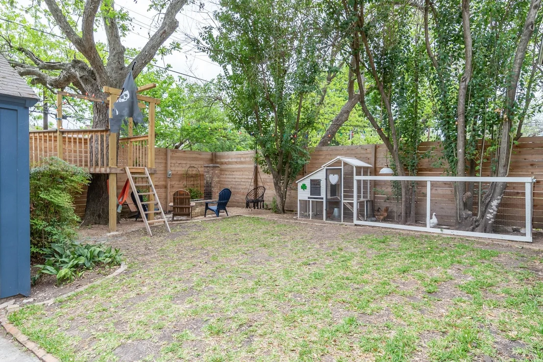 Photo of 603 Texas Ave