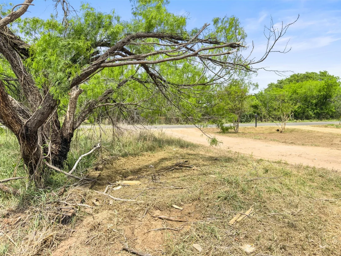 Photo of 933 County Road 118