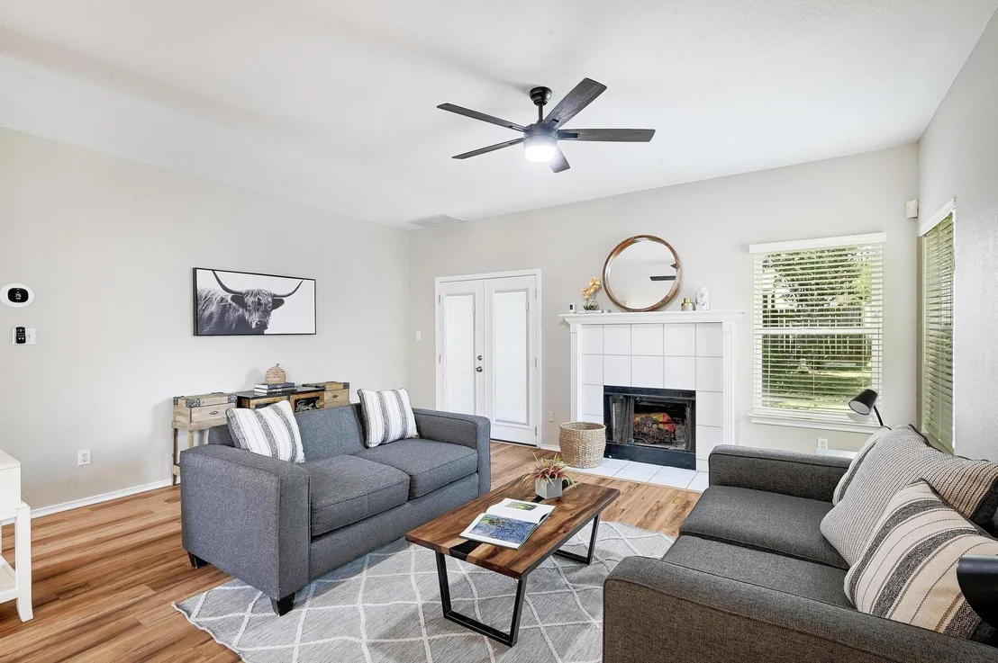 Photo of 7400 Spivey DR