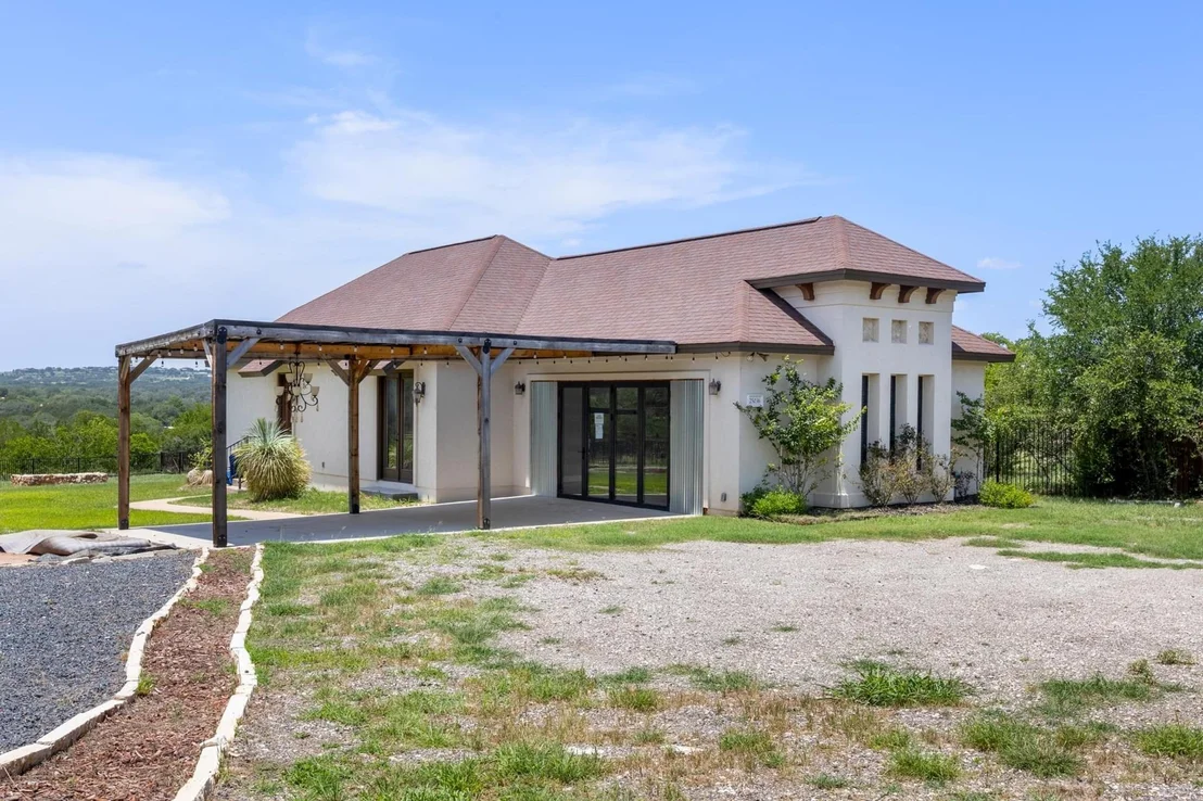 Photo of 25036 RIVER RD