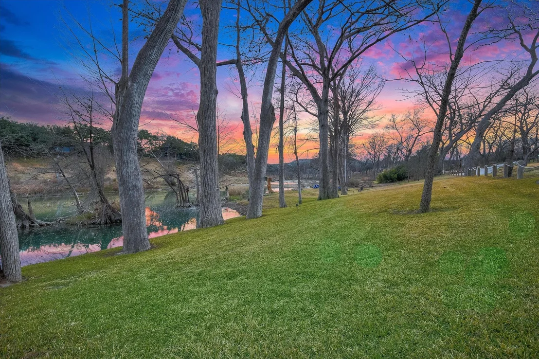 Photo of 1920 River RD