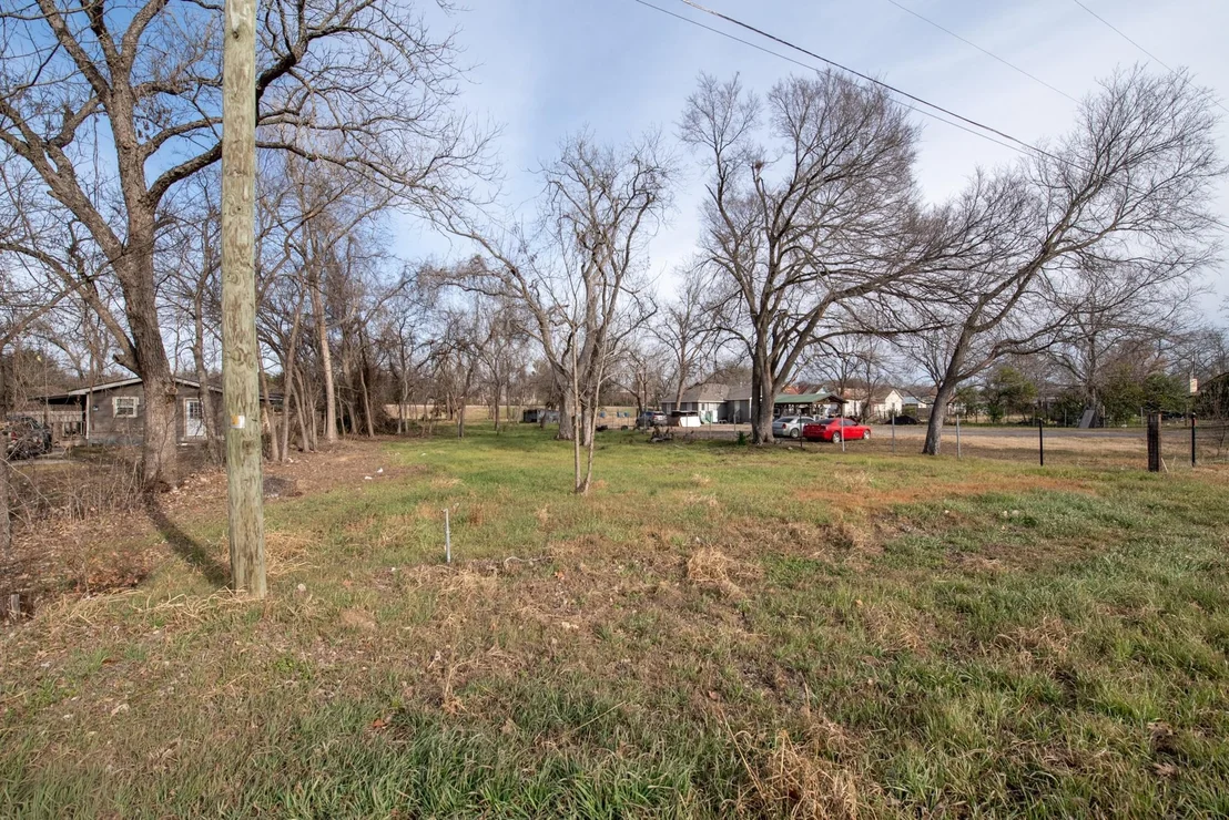 Photo of 418 S Avenue D Ave