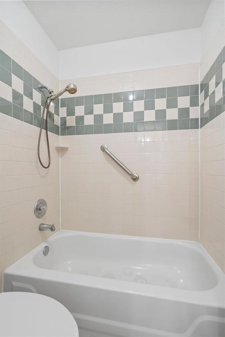 Photo of 2820 Blue Jay DR