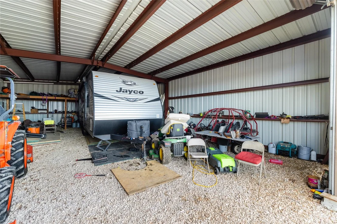 Photo of 824 County Road 451