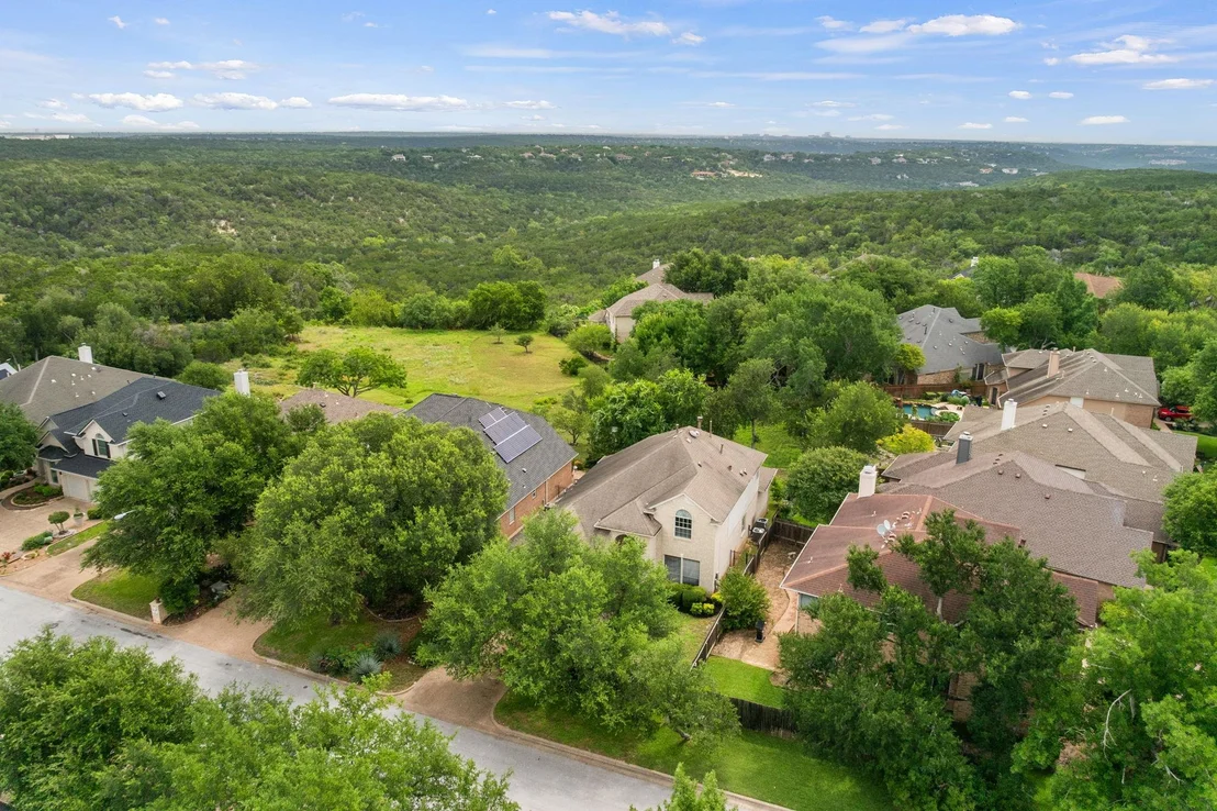 Photo of 10004 Scull Creek DR