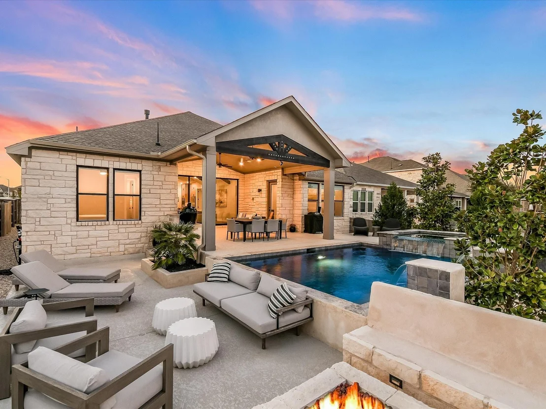 Photo of 361 Washington DR